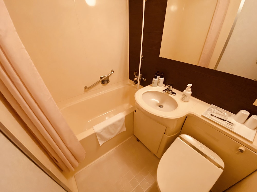 [Non Smoking] Twin Room photo 3
