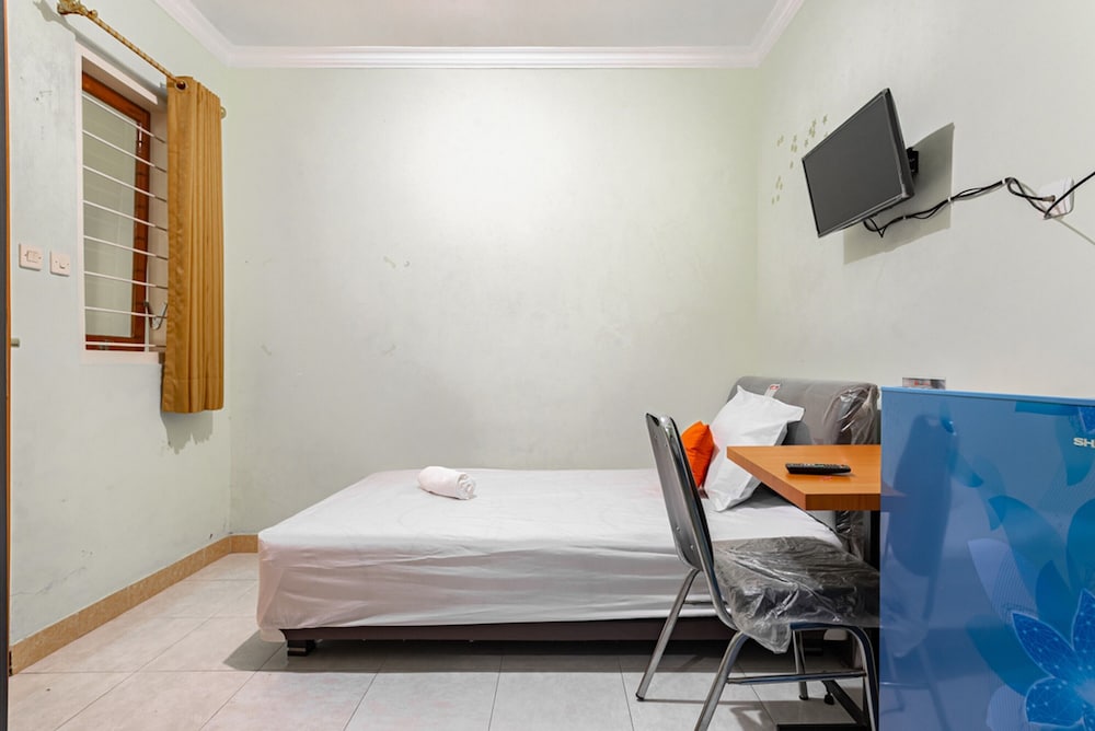 Single Room Without A/C photo 3