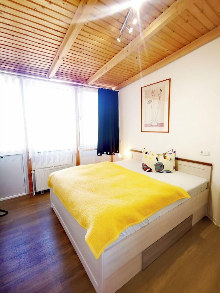 Ferienwohnung "life is life", Tarnewitzer Straße 6