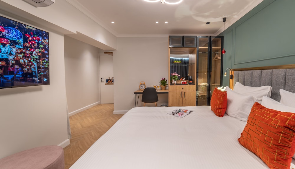 Economy Double Room (accessible by stairs only) - Photo 4