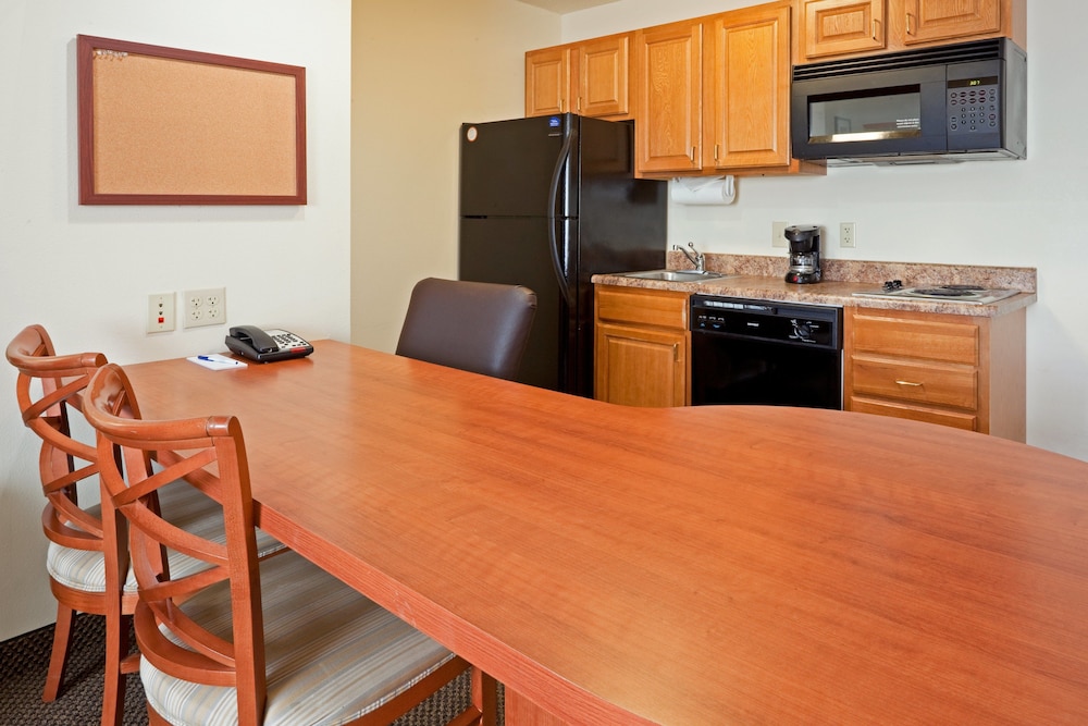 Suite, 1 Bedroom - Photo 10