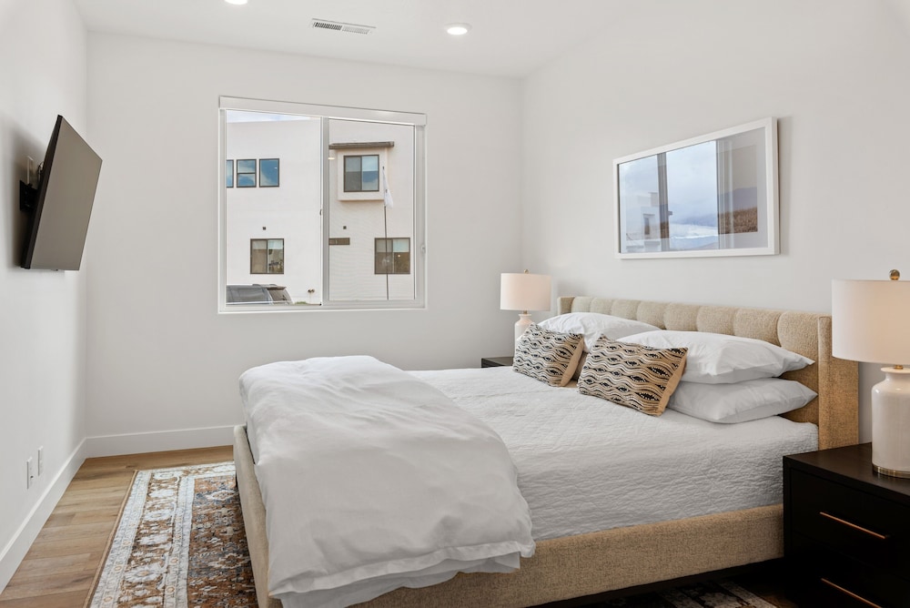 Townhome, 5 Bedrooms photo 1