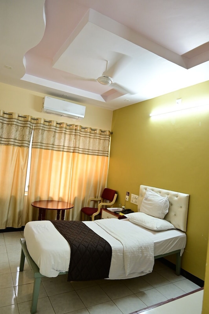 Basic Single Room