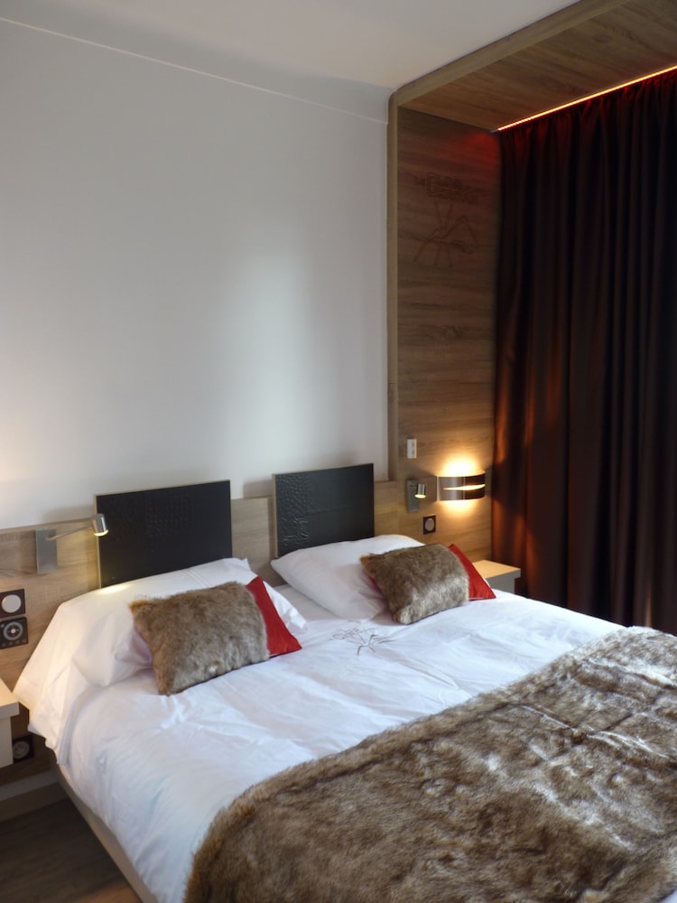 Double or Twin Room - Photo 1