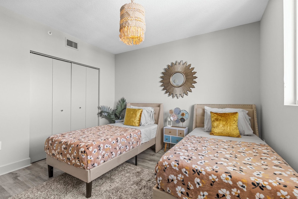 Standard Single Room, Balcony, River View photo 2
