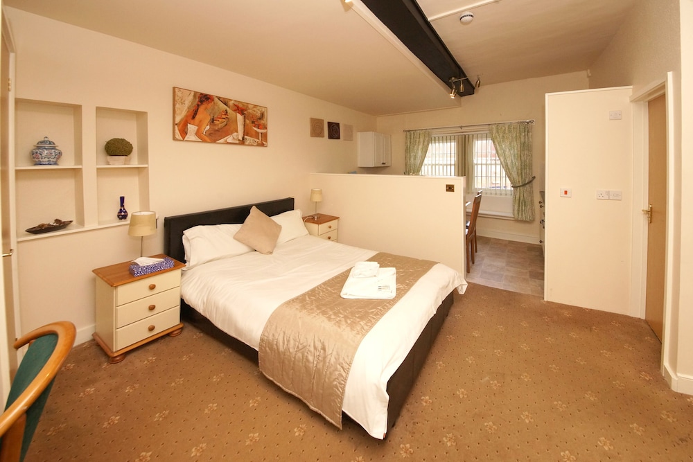 Superior Double or Twin Room, Ensuite photo 1