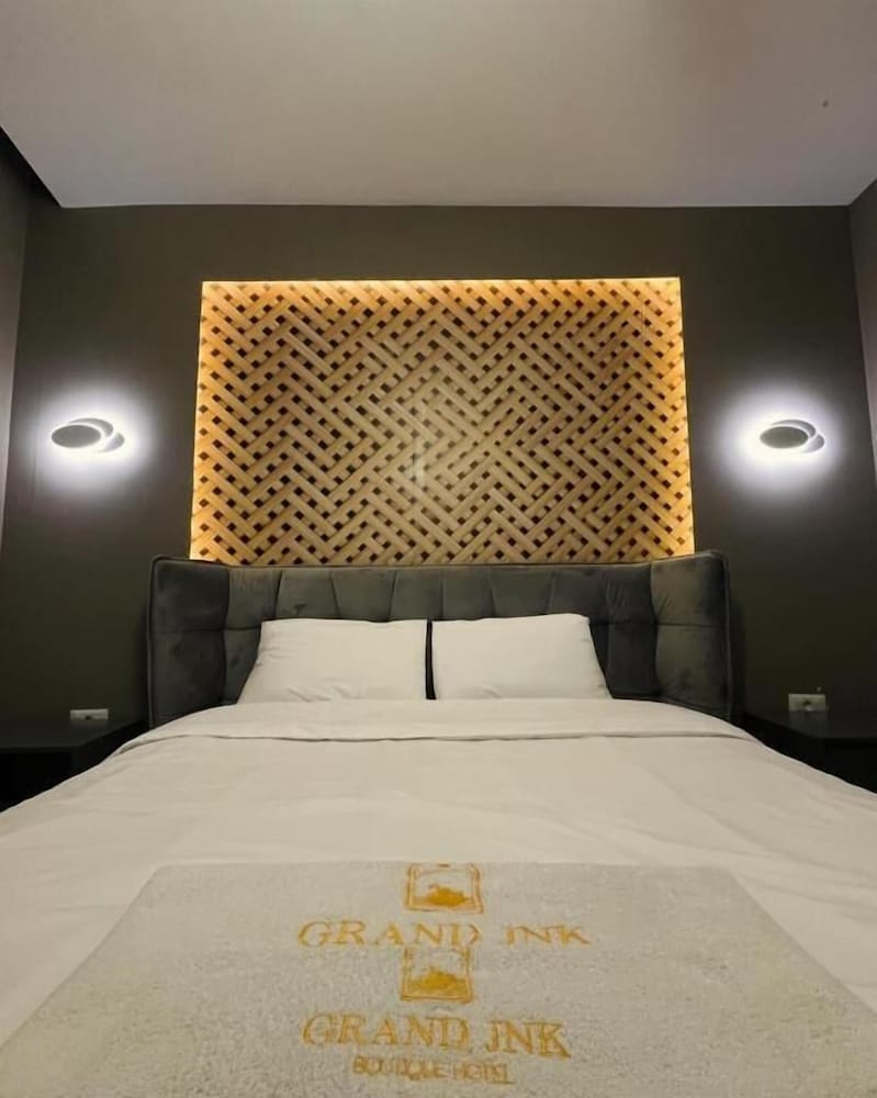 Deluxe Double Room, Balcony, City View