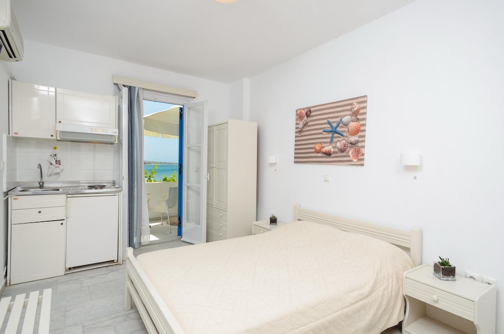 Triple Room, Sea View photo 2
