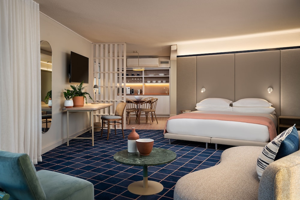 Luxury Apartment