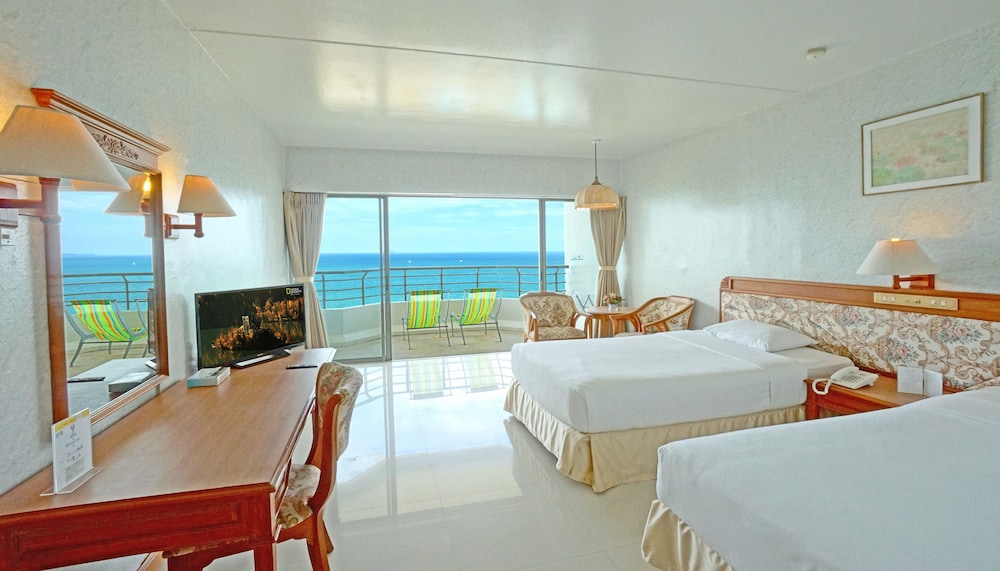 Deluxe Room, 1 Bedroom, Sea View
