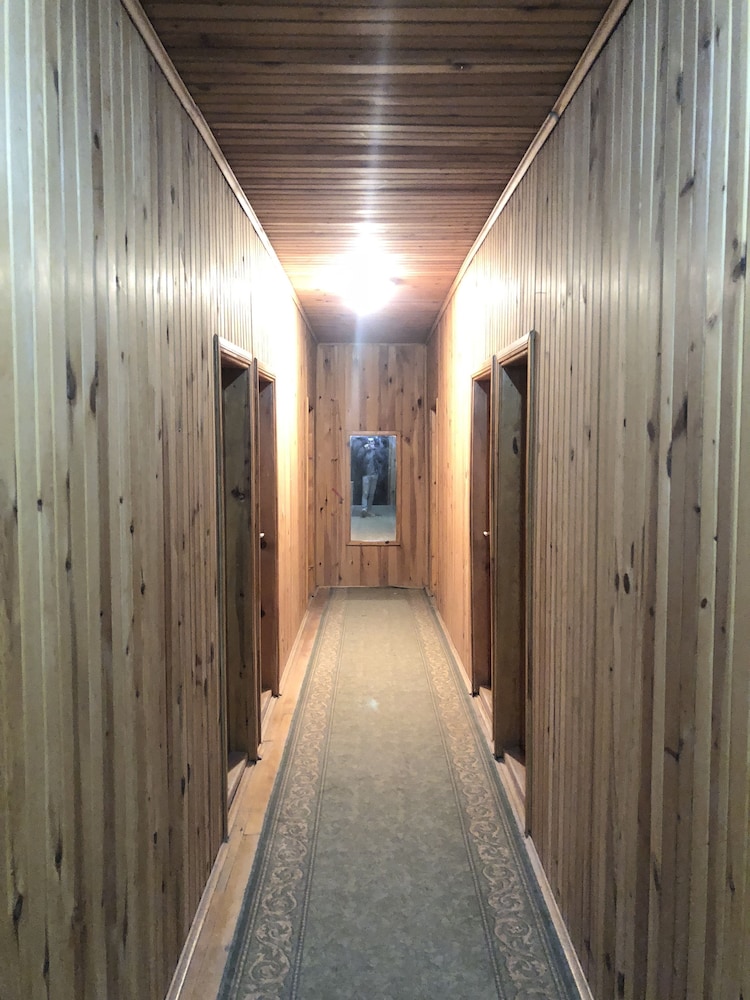 Basic Bungalow - Photo 8