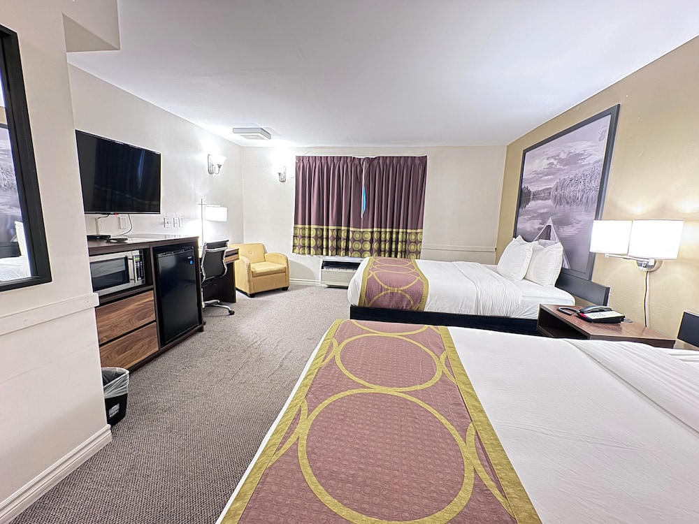 Suite, 2 Queen Beds, Mobility Accessible, Non Smoking - Photo 3