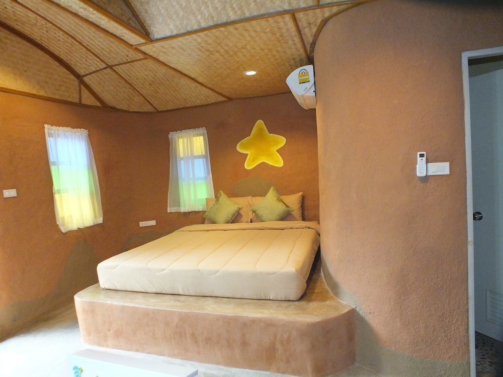 Baan Din photo 1