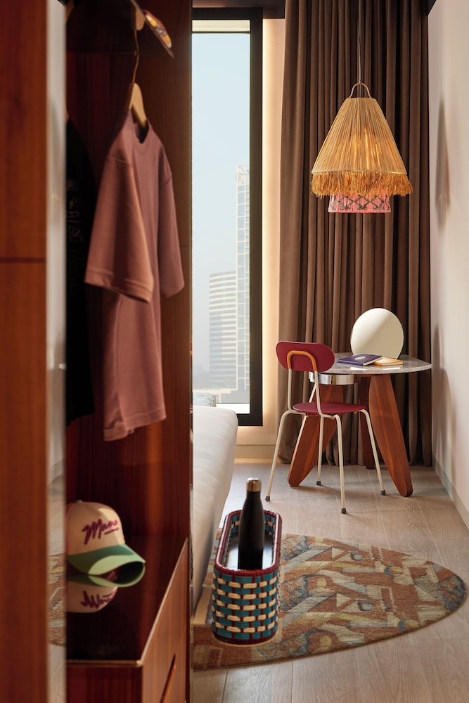Double Room, 1 King Bed (Medium Mama. Burj View) photo 1
