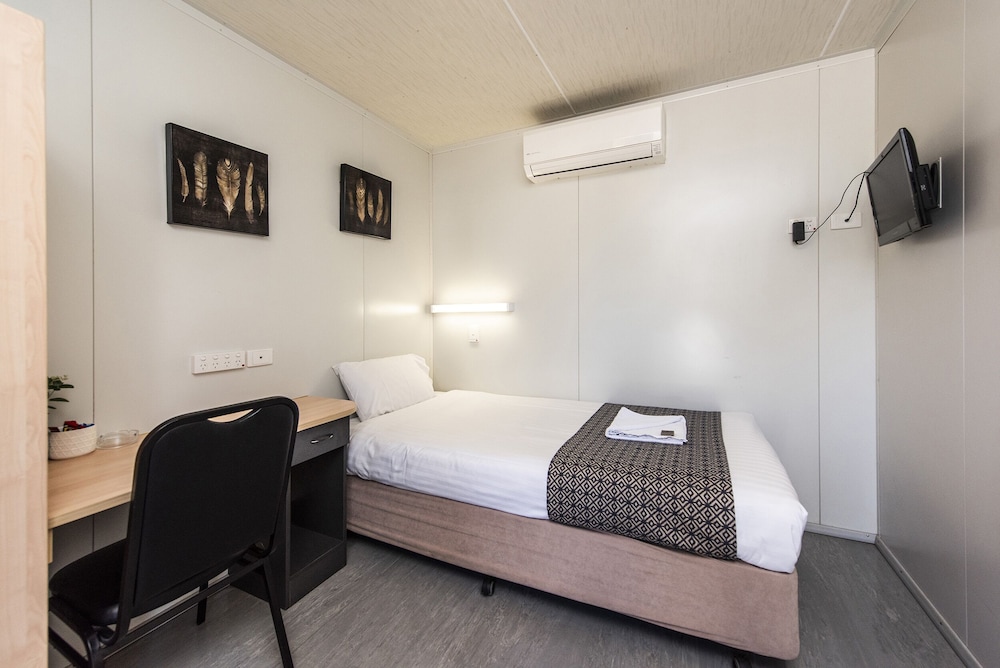Standard Room, 1 Bedroom, Non Smoking, Private Bathroom (Non Pet Friendly) photo 1