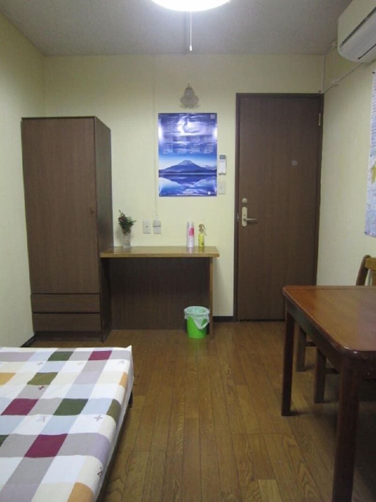 Single Room photo 2