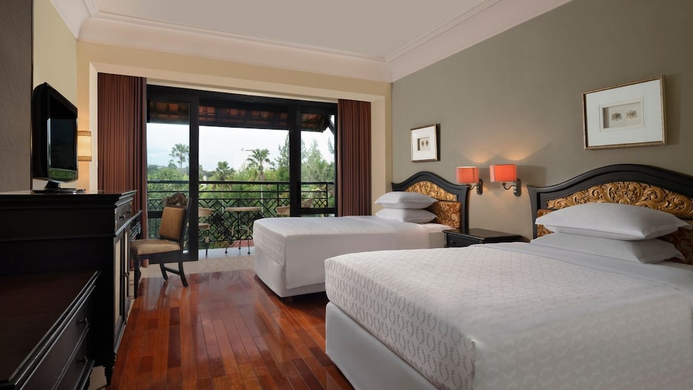 Presidential Room, 2 Bedrooms, Balcony, Mountain View photo 3