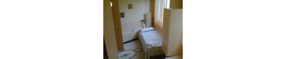 Twin Room, 2 Twin Beds photo 2