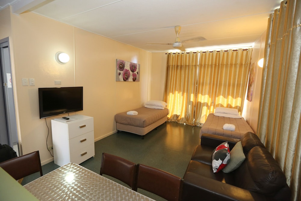 Standard Single Room, 1 Bedroom, Non Smoking, Harbor View photo 2
