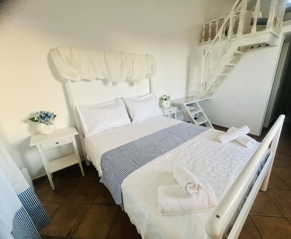 Deluxe Dome With Private Balcony With Sea View - Photo 3