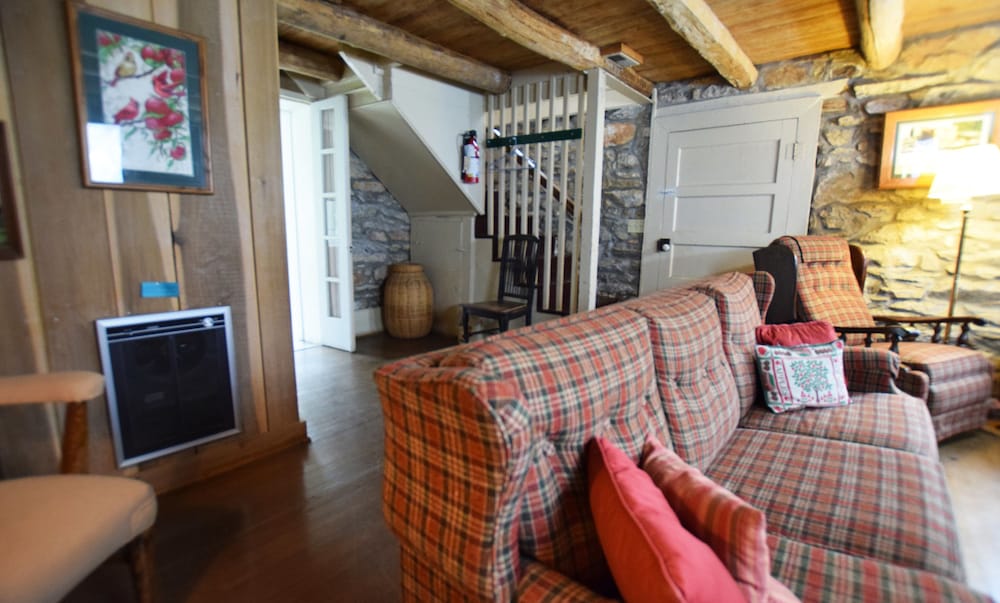 Boxwood Cottage - Photo 13