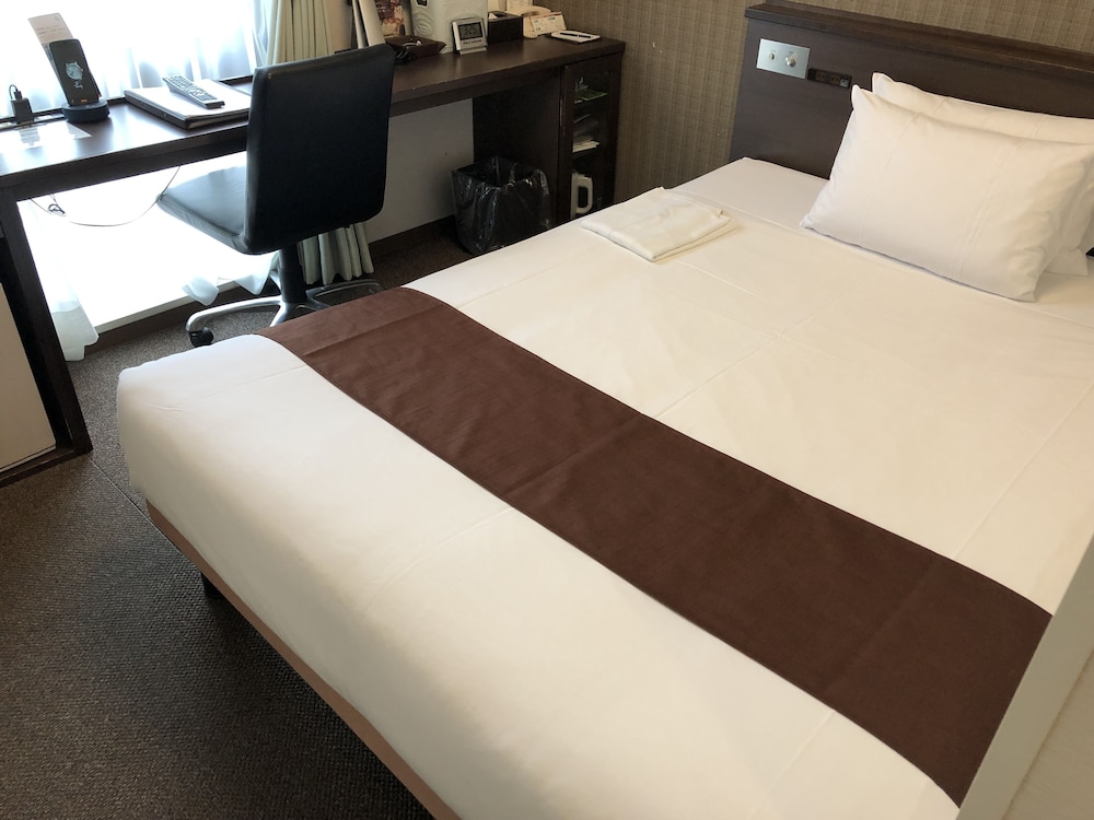 Economy Double Room, Non Smoking, for 1 person photo 3