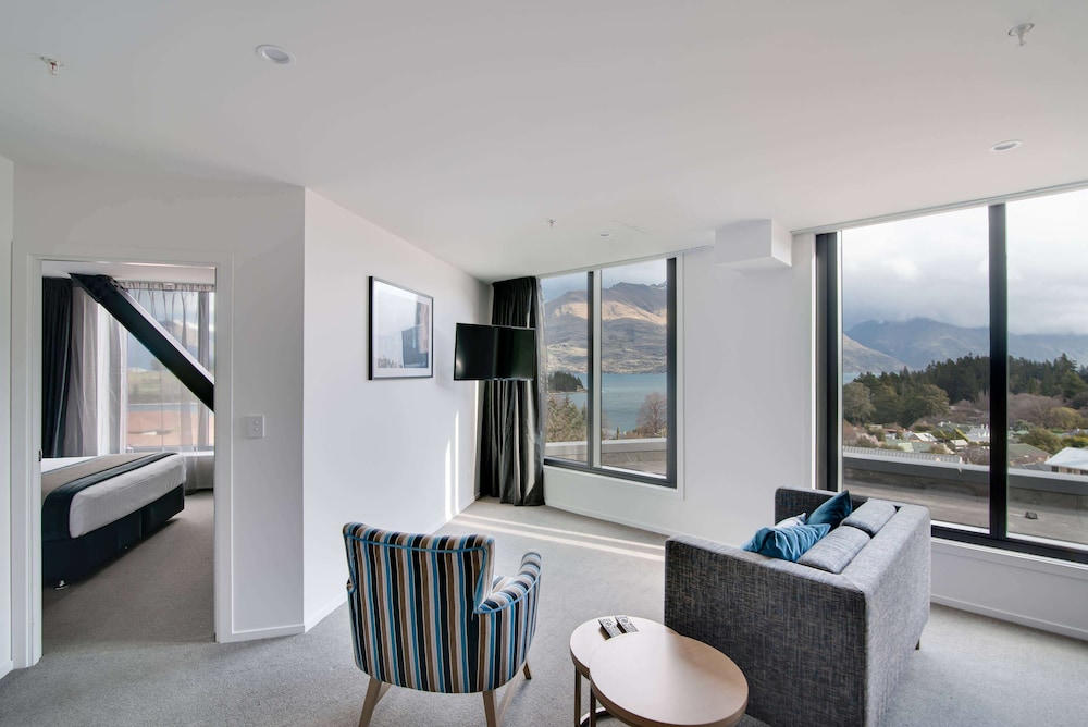 One Bedroom Apartment Lake View - Accessible - Photo 3