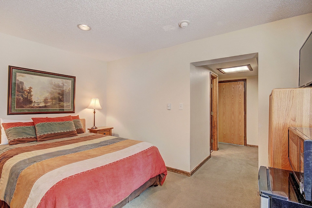 Villa, 1 Bedroom, Hot Tub (CM331H Copper Mtn Inn) photo 1