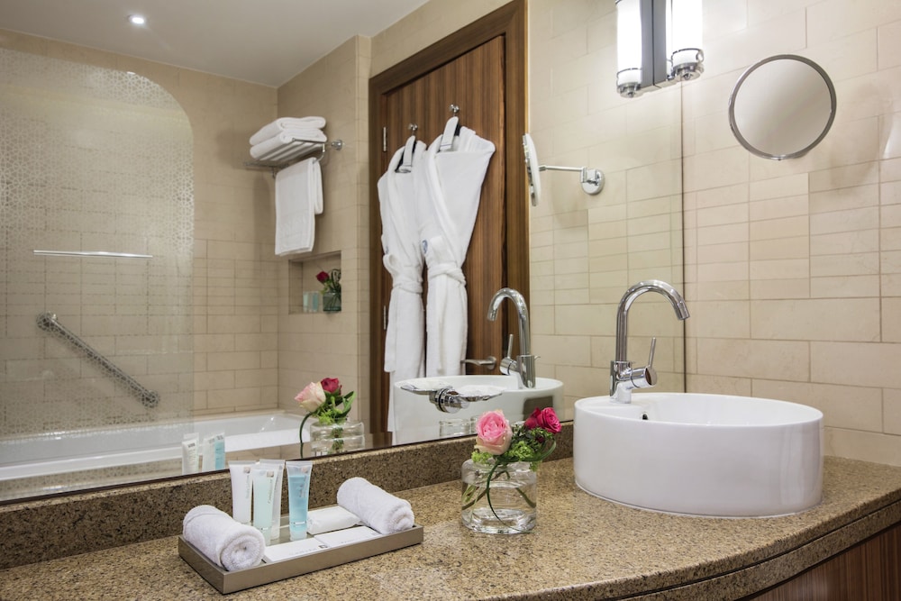 Room, 2 Twin Beds, Club Lounge Access (Guest) photo 3