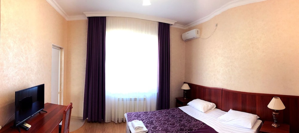 Deluxe Double Or Twin Room, Balcony