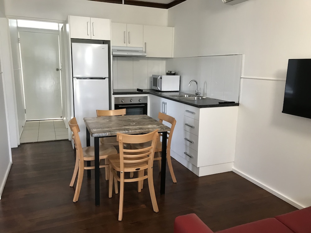 Junior Apartment, 2 Bedrooms, Non Smoking, Kitchen (Small 2 Pax 1n) photo 1