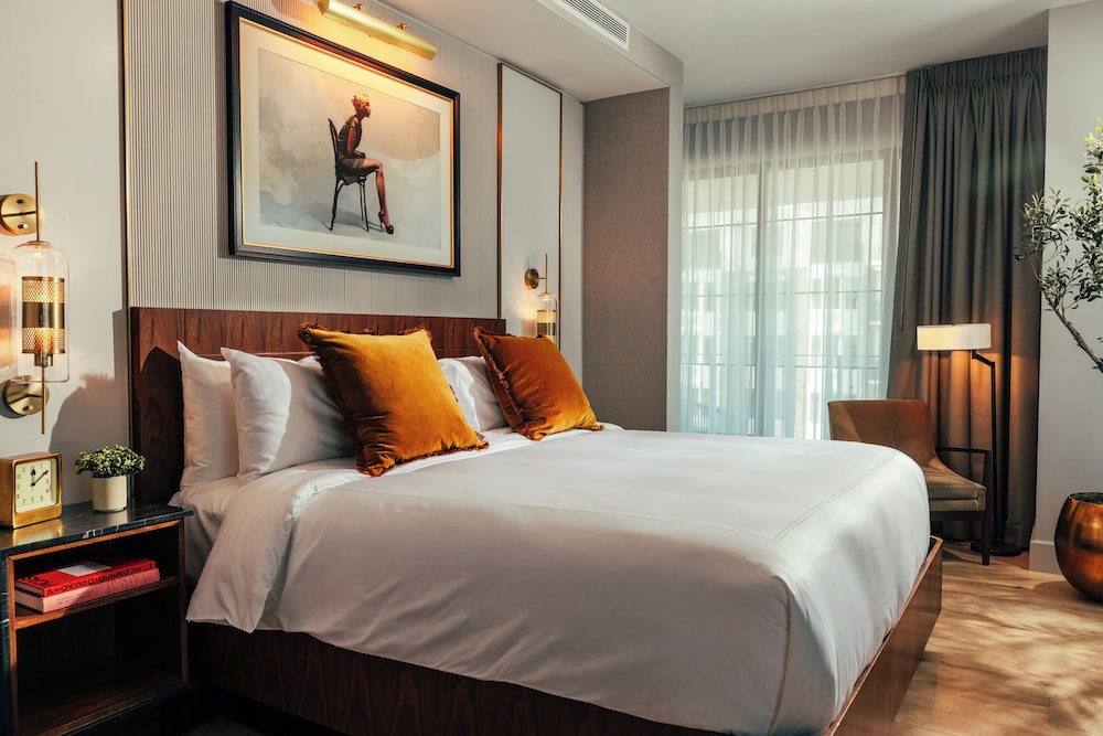 Studio Suite, Accessible