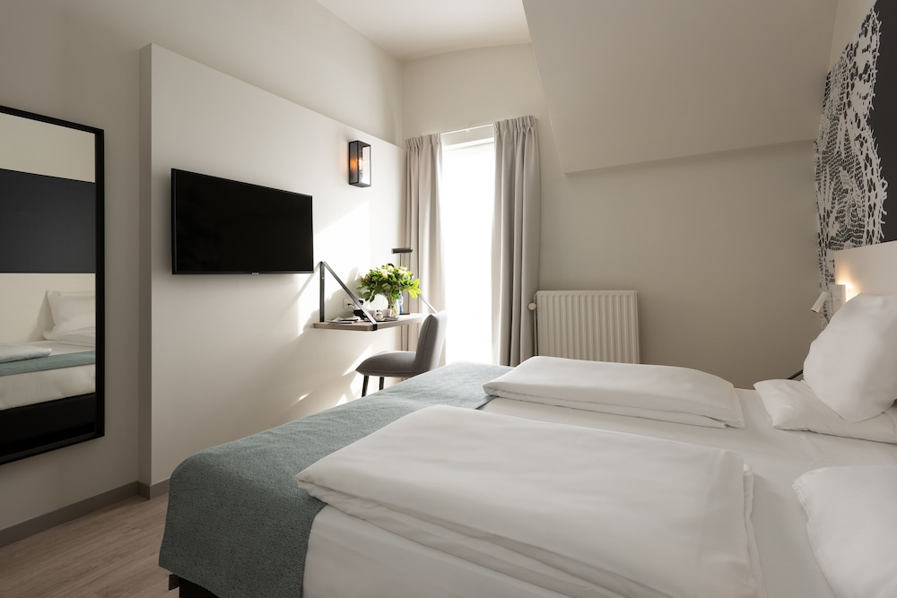 Double Room (Charming)
