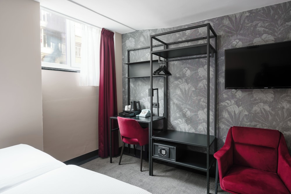 Economy Quadruple Room photo 3