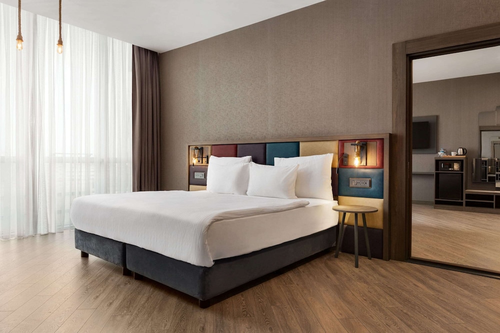 Room, 1 Double Bed, City View photo 2