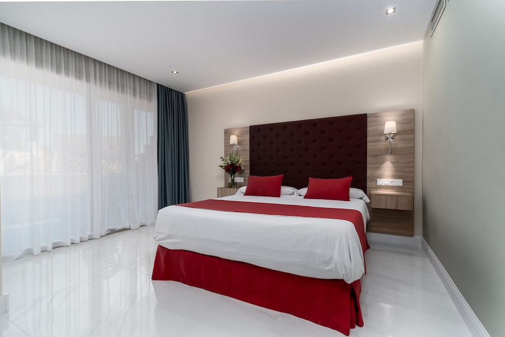 Junior Double Room, 1 Queen Bed - Photo 16
