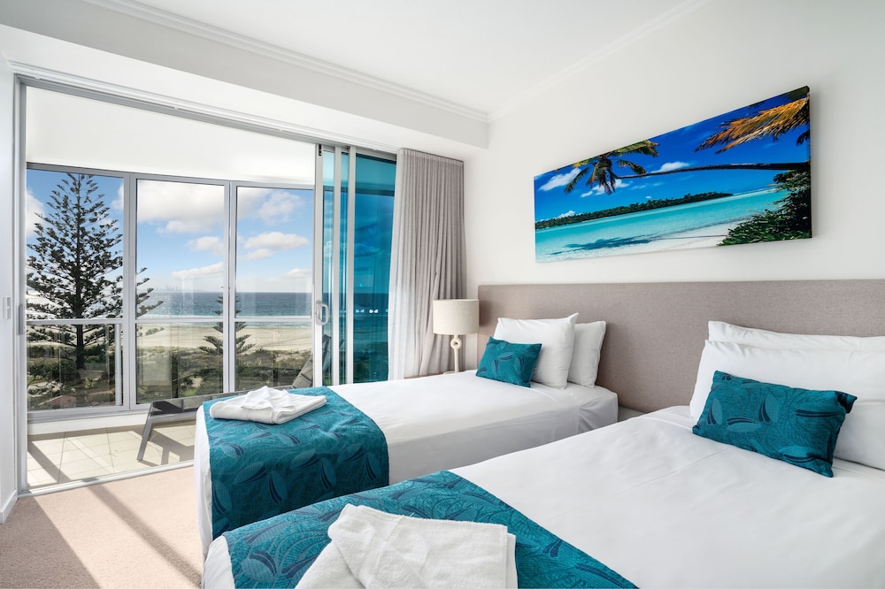 Apartment, 2 Bedrooms, Beach View - Photo 4