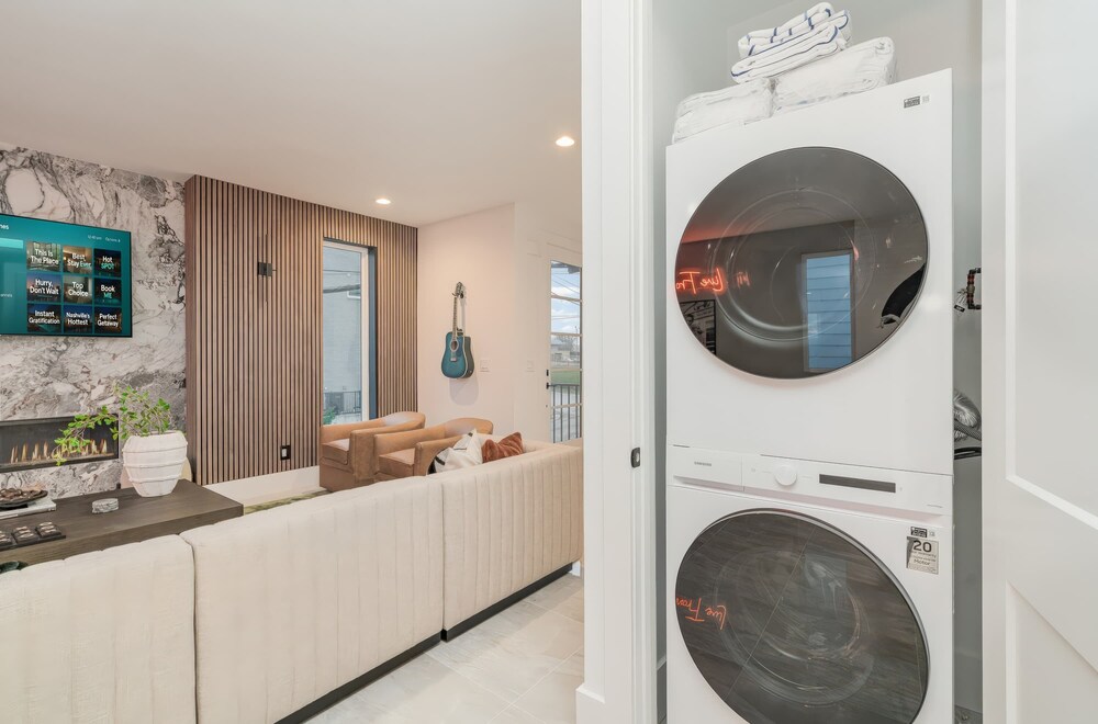 Elevator With Rooftop Hot Tub Pet-friendly Yard, Foto 22