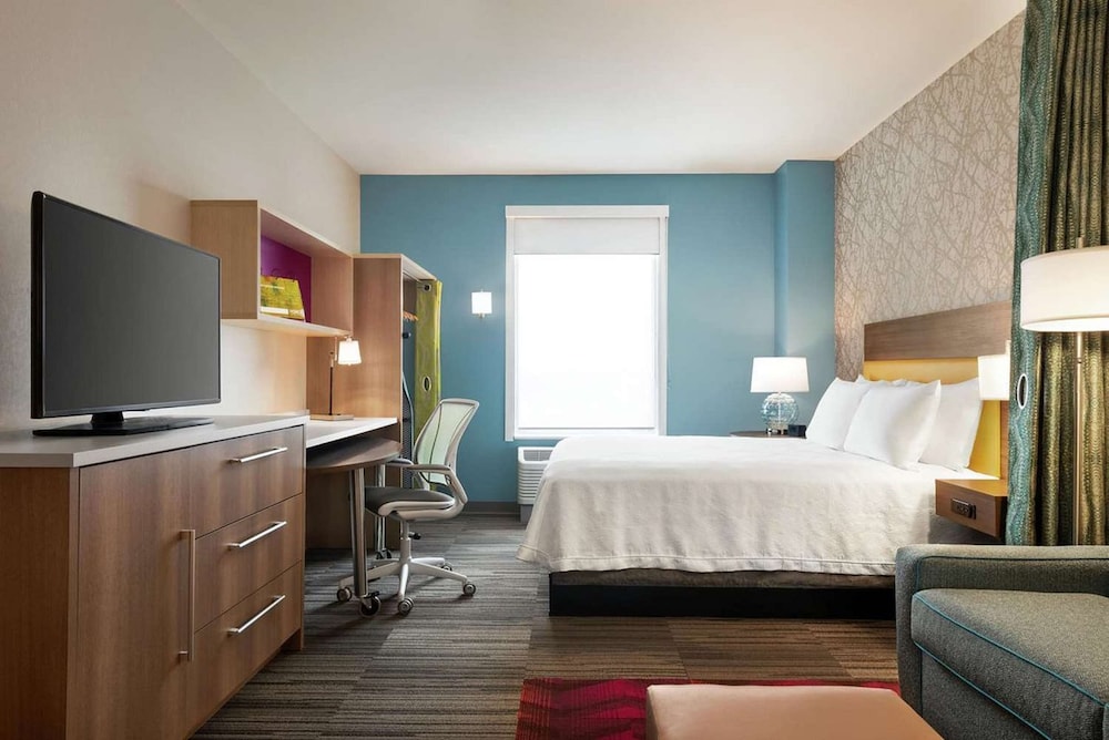 Premium Studio, 2 Queen Beds, Non Smoking - Photo 2