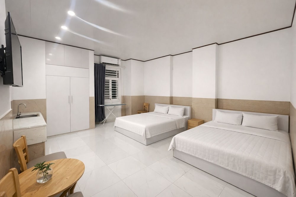 Deluxe Quadruple Room