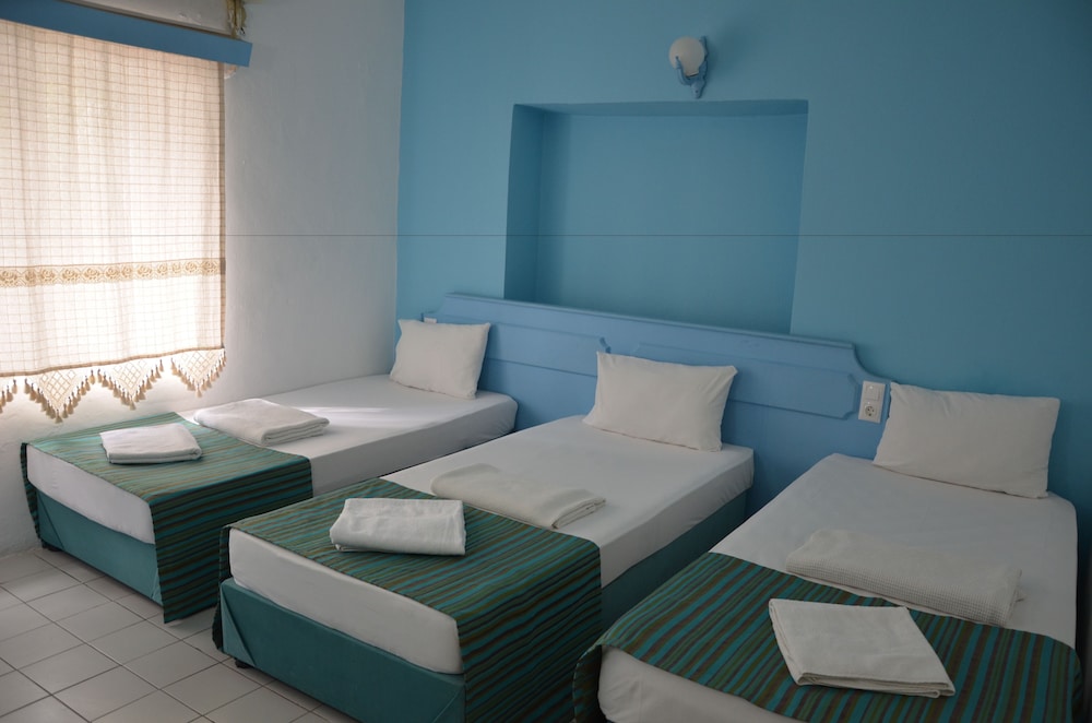 Standard Triple Room photo 1