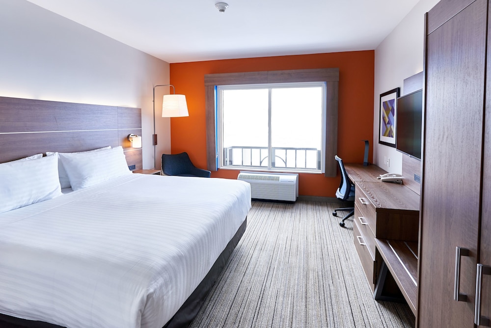 Standard Room, Multiple Beds photo 3