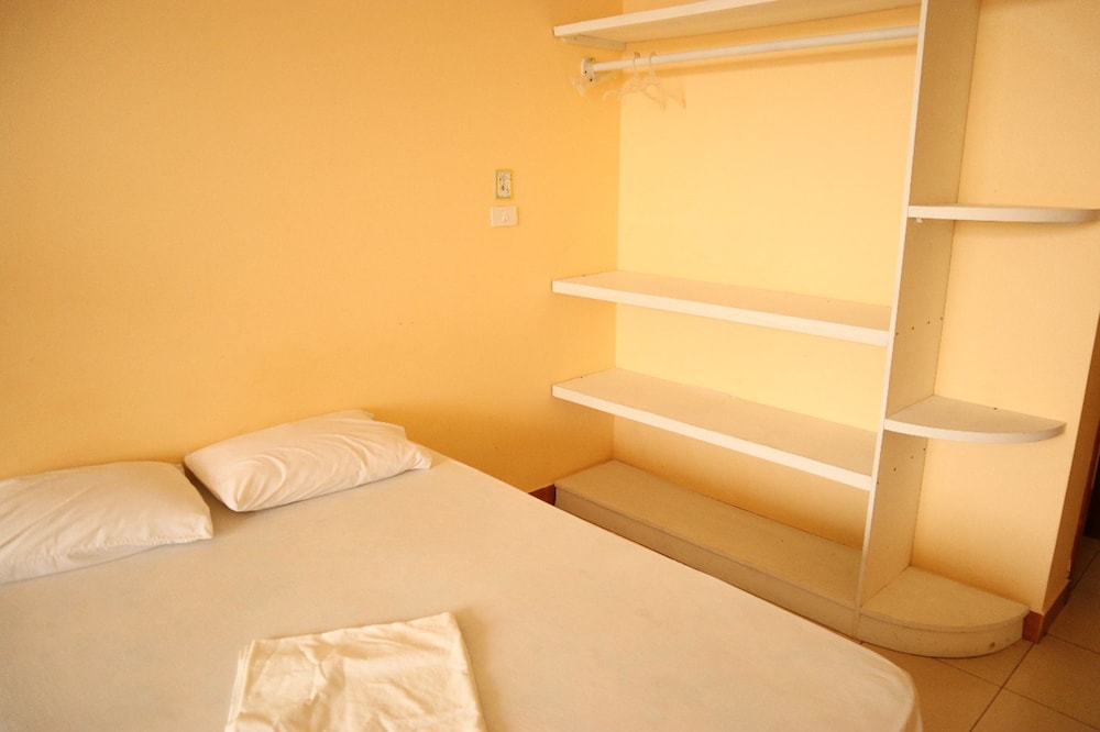 Double Room, 1 Queen Bed photo 2