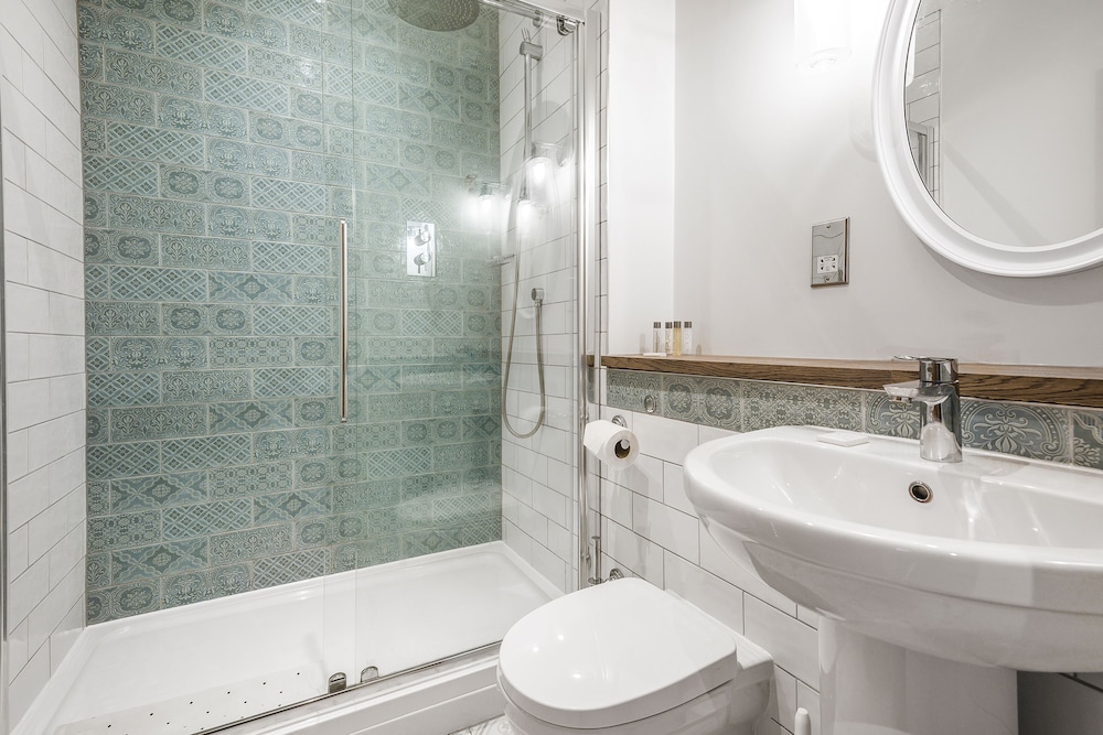 Superior Double Room, Ensuite photo 2