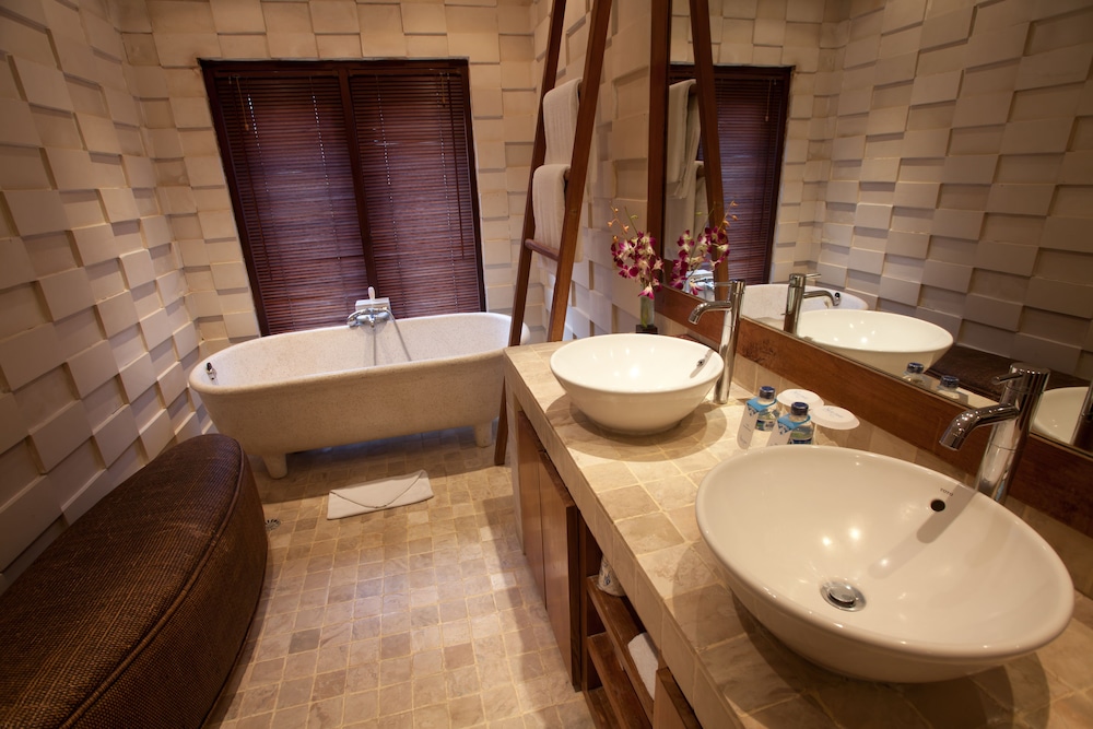 Premier Villa, 3 Bedrooms, Private Pool - Photo 13