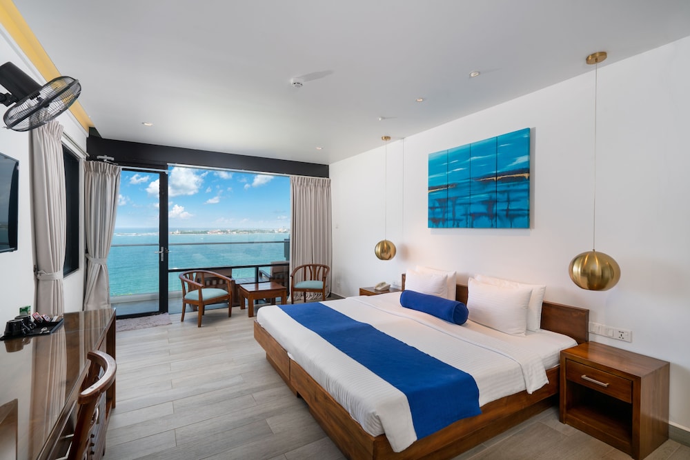 Deluxe Double Room, 1 Double Bed, Ocean View - Photo 10
