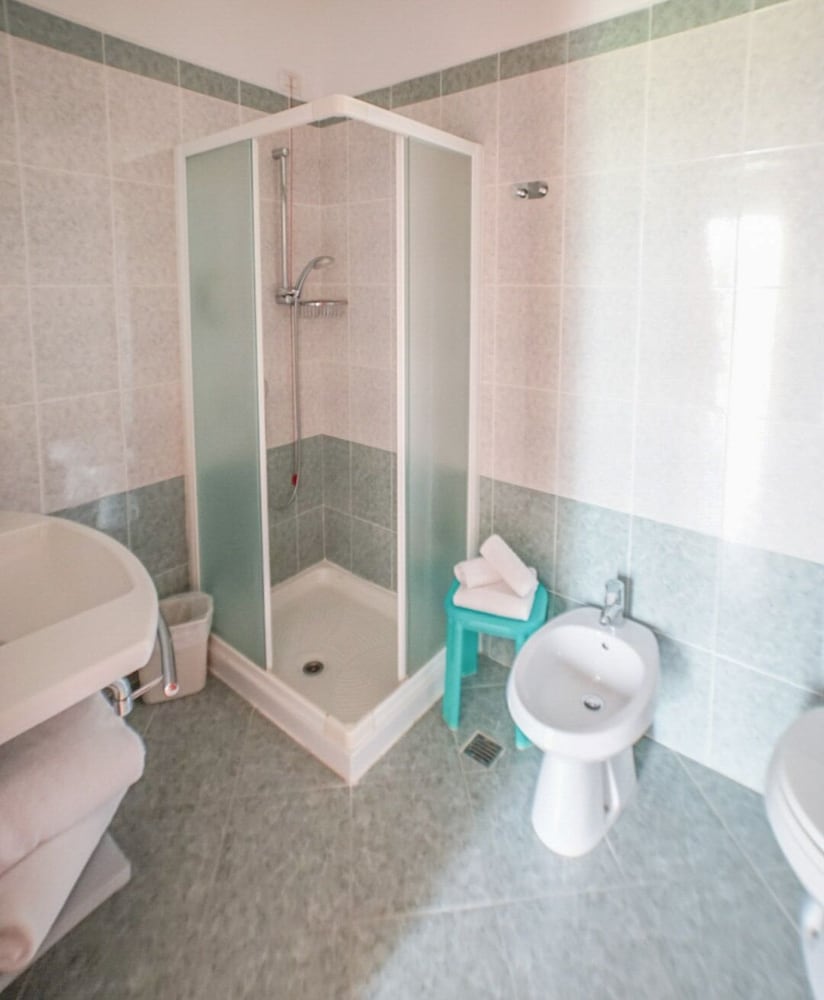 Double or Twin Room photo 2