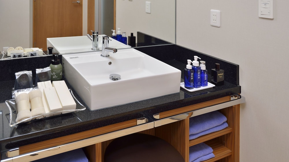 [Premium Floor] Modern Japanese Style Room with Outdoor Bath, Non Smoking (41 sqm) - Photo 3