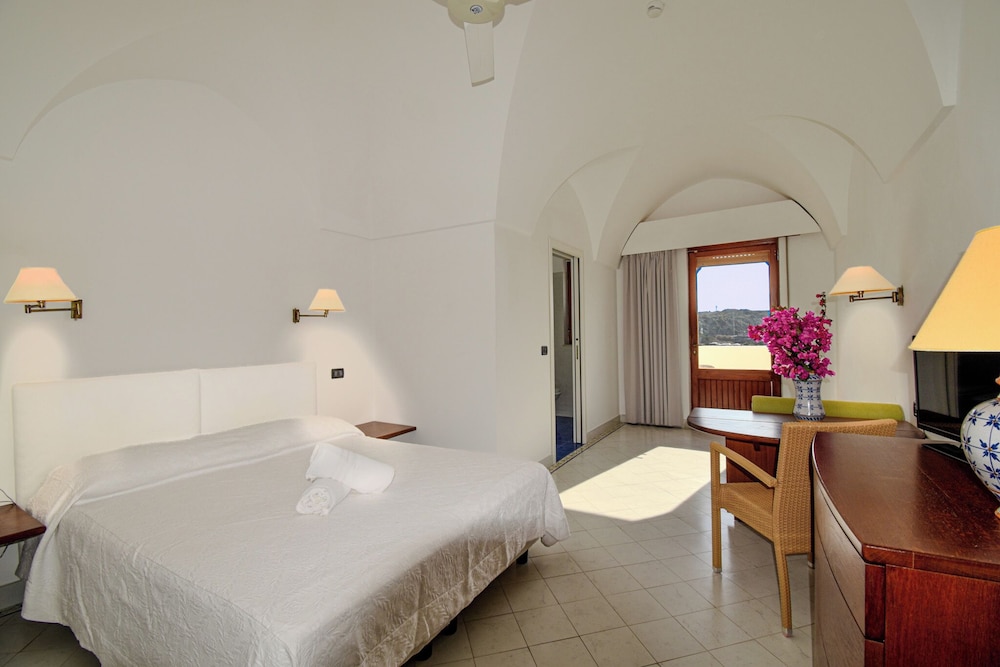 Superior Quadruple Room