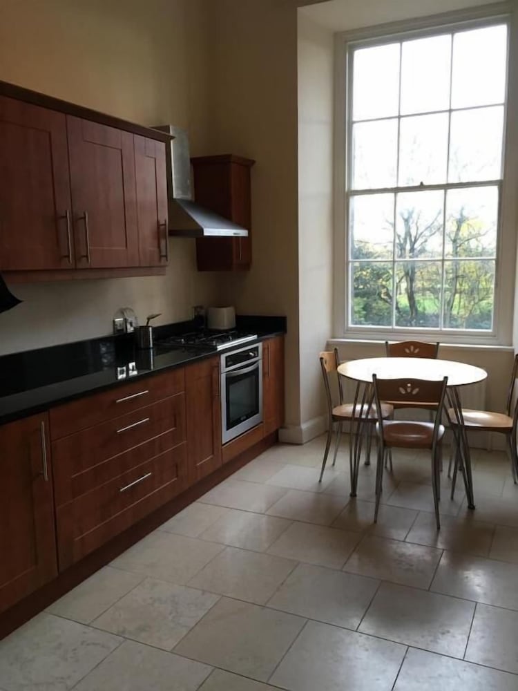 Apartment, Ensuite (2 Bedrooms For Up To 8) photo 2
